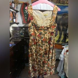 Woman’s vintage pin up style dress